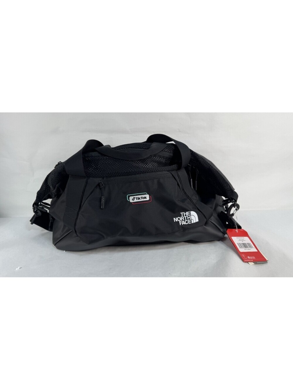 NWT THE NORTH FACE Apex Duffel Bag Black Nylon Shoulder 3 Pockets Travel TicTok